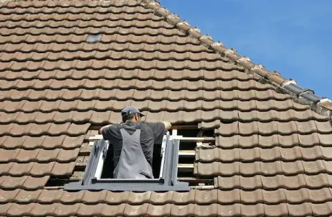 Pose de velux - Mézangers
